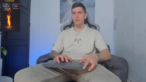 YEIKO ROMERO online show from 10.08.25