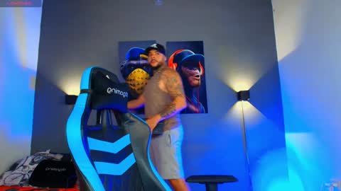 yeikoe1 online show from 01.14.25