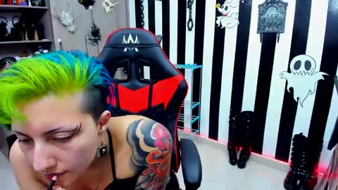 Yelena online show from 12.10.24