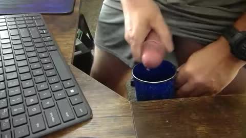 Snapshot of yellout22 chatting on 03.10.26 yellout22 online show from 03.10.26