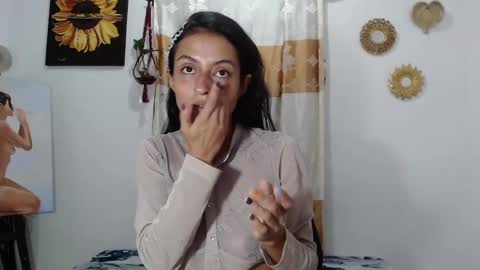 Snapshot of yemaya_28 chatting on 01.19.25 Yemaya 28 online show from 01.19.25