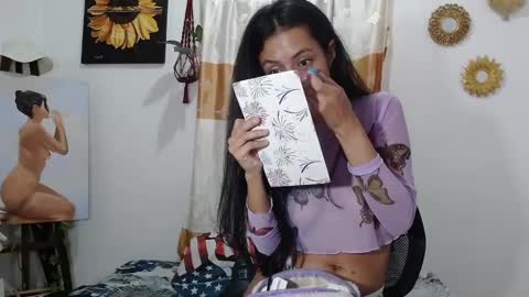 Snapshot of yemaya_28 chatting on 02.01.25 Yemaya 28 online show from 02.01.25