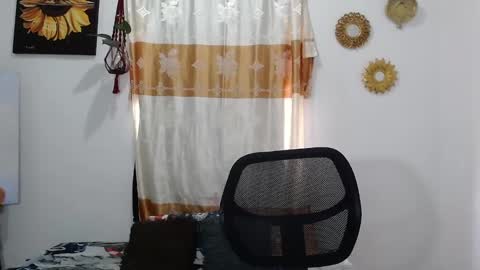 Snapshot of yemaya_28 chatting on 02.02.25 Yemaya 28 online show from 02.02.25