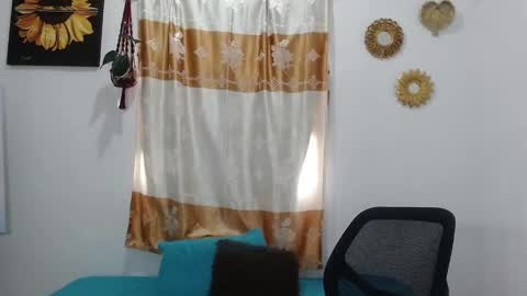 Snapshot of yemaya_28 chatting on 02.09.25 Yemaya 28 online show from 02.09.25