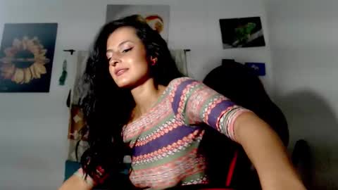 Snapshot of yemaya_28 chatting on 11.30.25 Yemaya 28 online show from 11.30.25