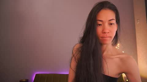 yennstar online show from 09.17.25