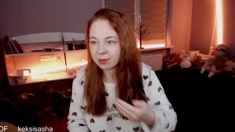 Snapshot of yes_itstrue chatting on 12.04.24 Sasha online show from 12.04.24