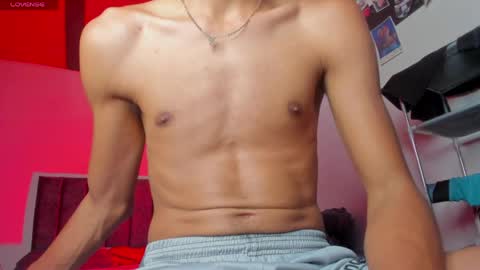 Snapshot of yesua281 chatting on 04.13.26 yesua281 online show from 04.13.26