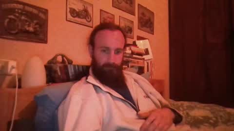 Snapshot of yeti_92 chatting on 01.14.25 yeti_92 online show from 01.14.25