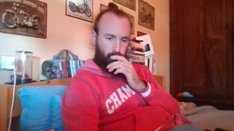 Snapshot of yeti_92 chatting on 09.29.25 yeti_92 online show from 09.29.25