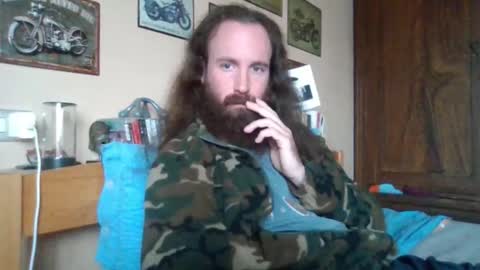 Snapshot of yeti_92 chatting on 10.02.25 yeti_92 online show from 10.02.25