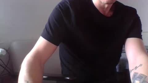 Snapshot of yewloo chatting on 02.28.26 yewloo online show from 02.28.26