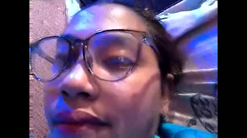 yhang_slut online show from 02.15.26