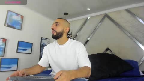 Yiyo online show from 01.19.25