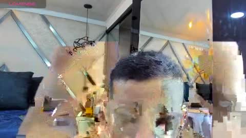 Yiyo online show from 04.15.26