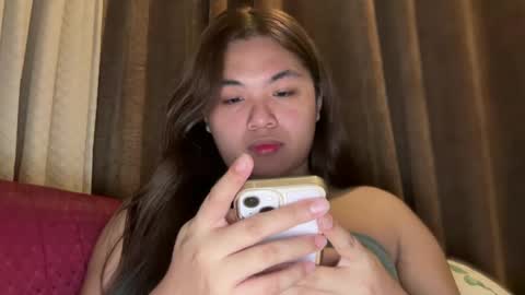 yllana love online show from 02.02.25