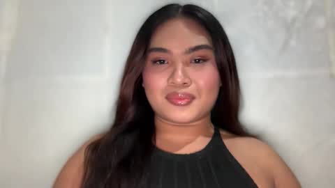 yllana love online show from 09.17.25