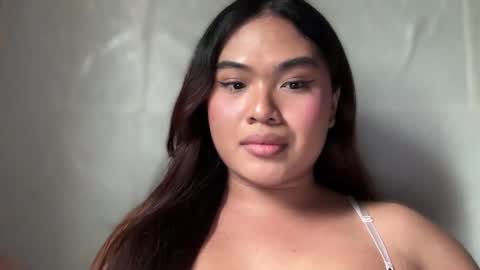 yllana love online show from 11.20.25