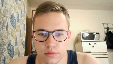 Yminoske online show from 11.17.25
