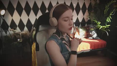 ynnenbrynn online show from 03.12.25