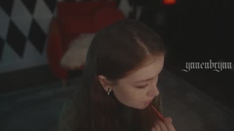 ynnenbrynn online show from 02.06.26