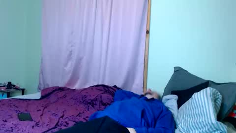 Snapshot of yobleez chatting on 02.15.26 yobleez online show from 02.15.26