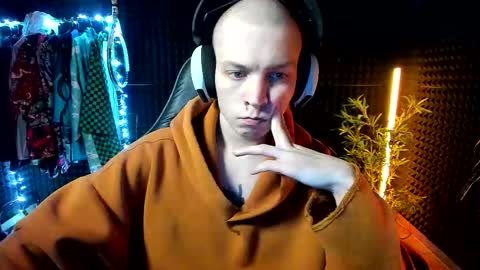 Snapshot of yoi_aji chatting on 11.15.25 You can ask my name in pm online show from 11.15.25