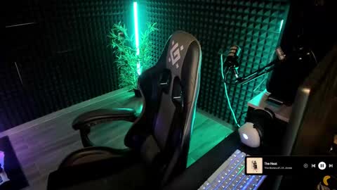 Snapshot of yoi_aji chatting on 12.04.25 You can ask my name in pm online show from 12.04.25