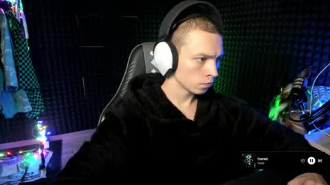 Snapshot of yoi_aji chatting on 12.18.25 You can ask my name in pm online show from 12.18.25