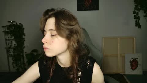 yoka_paradoxxx online show from 11.05.25