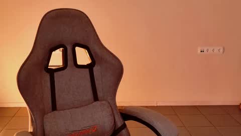 Snapshot of yoka_paradoxxx chatting on 02.18.26 yoka_paradoxxx online show from 02.18.26