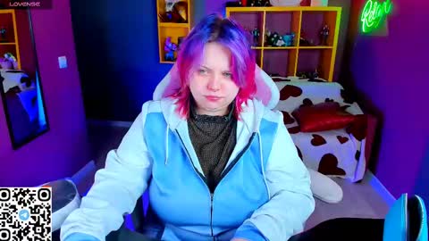 Snapshot of yoki_shizuko chatting on 03.01.25 Yoki online show from 03.01.25