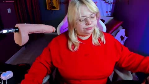 Yoki online show from 02.08.26