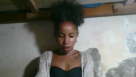 Snapshot of yolandrina05 chatting on 02.04.26 yolandrina05 online show from 02.04.26