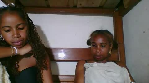 Snapshot of yolandrina05 chatting on 02.05.26 yolandrina05 online show from 02.05.26