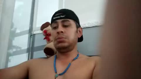 Snapshot of yonalex28 chatting on 11.17.25 yonalex28 online show from 11.17.25