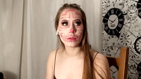 Hey Guys My name is Vivienne online show from 10.17.25