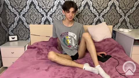 Yoo Dee Ohh online show from 12.27.24