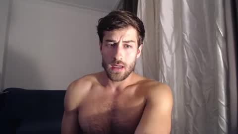 Snapshot of yoooups chatting on 11.11.25 Yoooups online show from 11.11.25