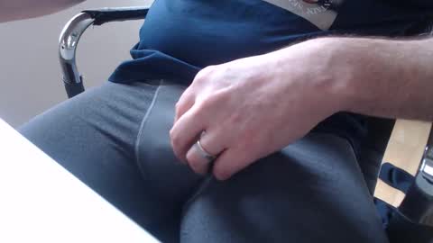 Snapshot of yorkiemanuk chatting on 02.26.26 yorkiemanuk online show from 02.26.26