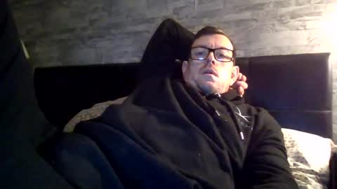 Snapshot of yorkshirewood chatting on 11.30.25 yorkshirewood online show from 11.30.25