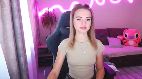 Bella online show from 11.17.25