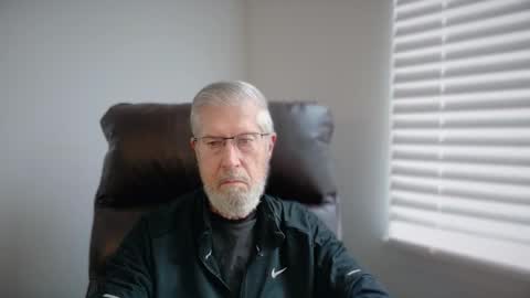 Colorado Guy Straight online show from 10.26.25