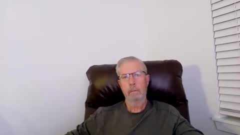 Colorado Guy Straight online show from 11.24.25