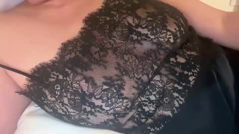 Bellas Breasts online show from 05.31.26