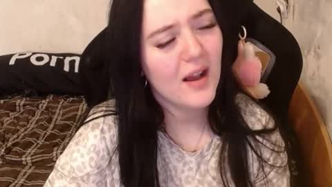 your_8a8y online show from 10.30.25