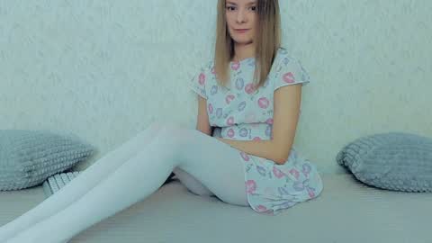 Lily online show from 01.10.25