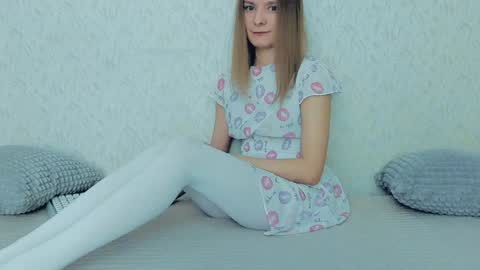 Lily online show from 01.11.25