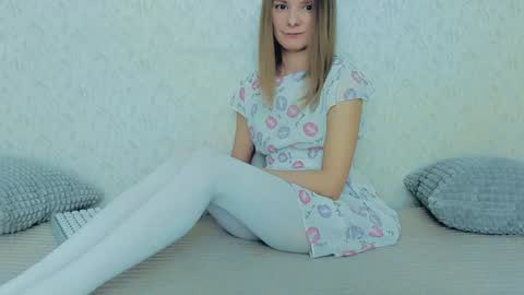 Lily online show from 01.22.25