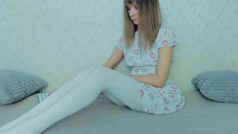 Lily online show from 02.20.25